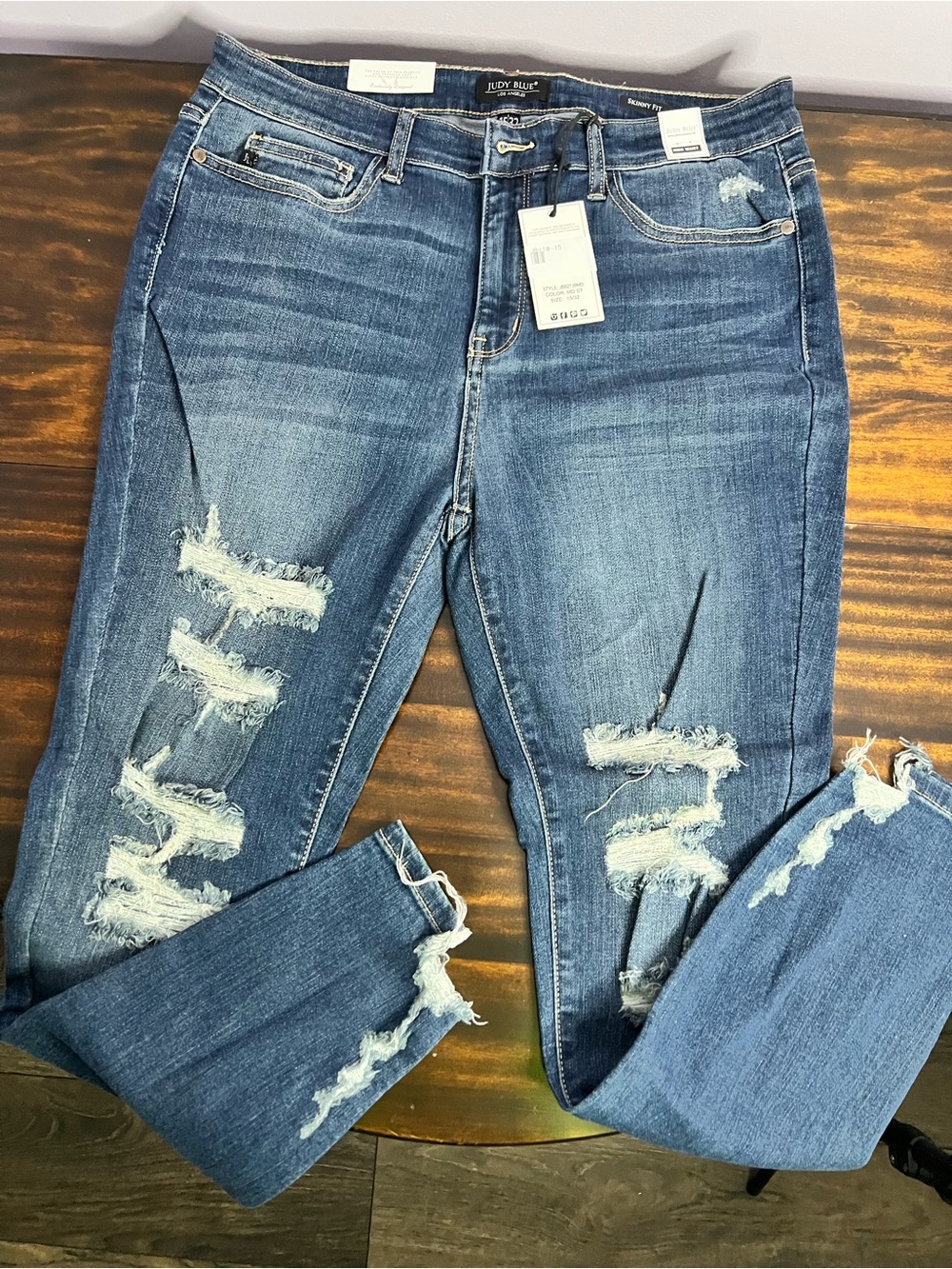 Judy Blue Medium Blue Distressed Women’s Jeggings
